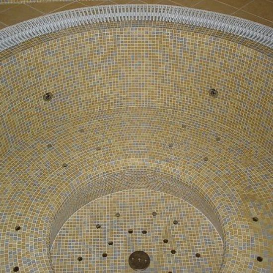 Jacuzzi_4.jpg